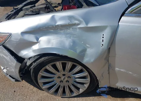 2014 Lincoln Mks z USA, uszkodzony, nr VIN 1LNHL9DK4EG600668